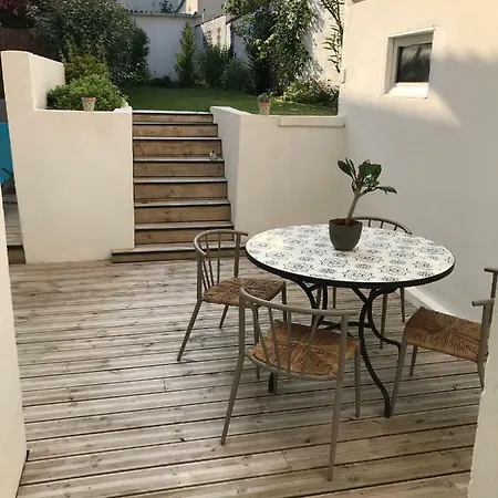 26 Avenue Des Tilleuls *