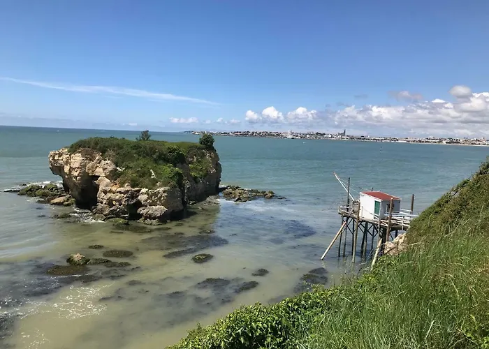 26 Avenue Des Tilleuls Royan